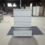 “4-Drawer