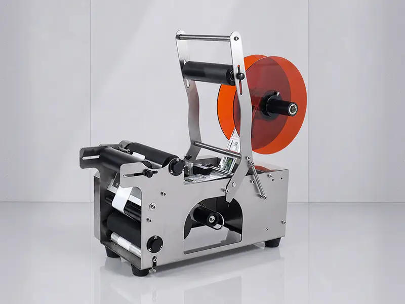 Labeling machine