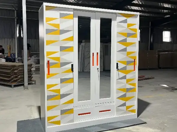 Steel 4-Door New Design Wardrobe With 2-Drawer